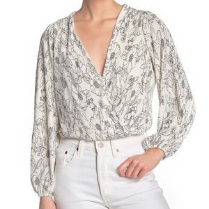 ASTR the Label Plisse Floral Crinkle Wrap Top
